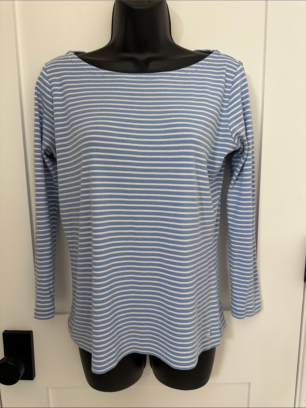 Vineyard Vines Light Blue and White Striped Long-Sleeve Tee
